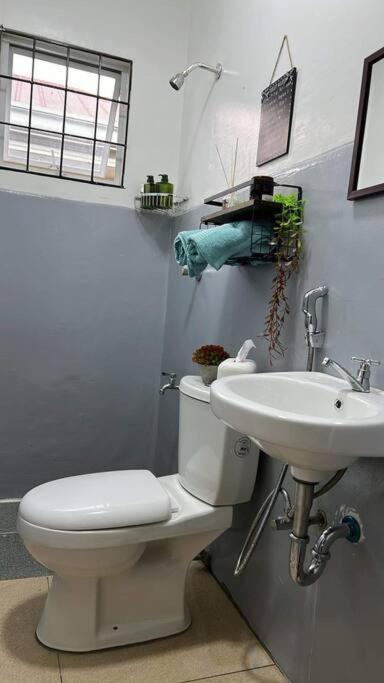 Exclusive Home, Manolo Fortich With Swimming Pool Экстерьер фото